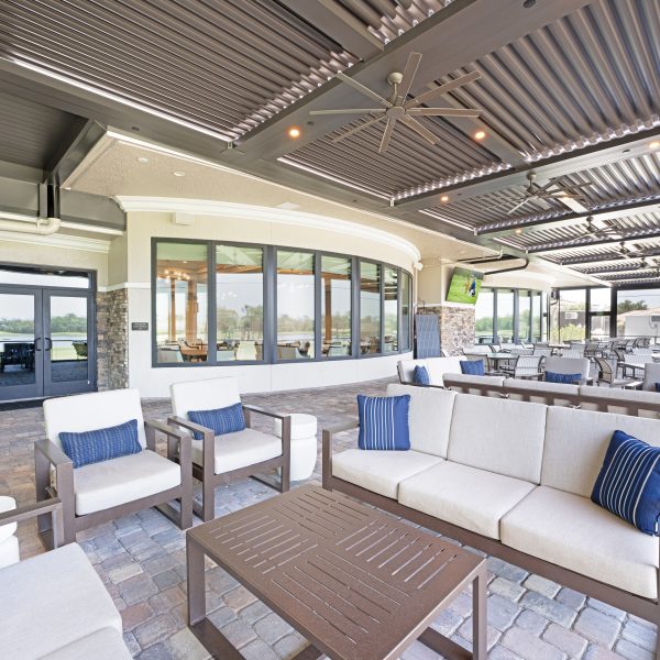Heritage Oaks Photo 34